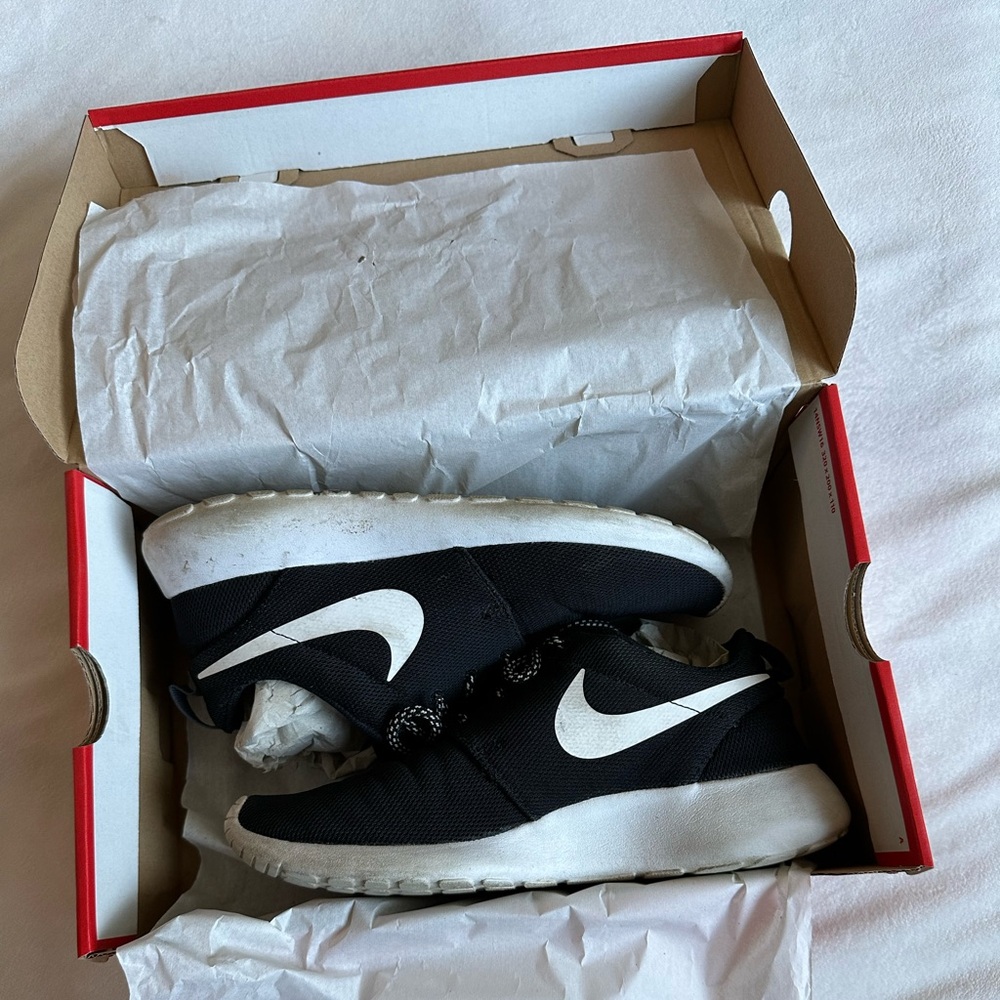 Nike Roshe Ones